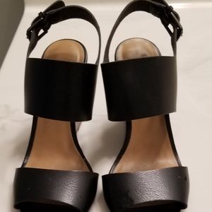 Old Navy Slingback Wedge Sandal